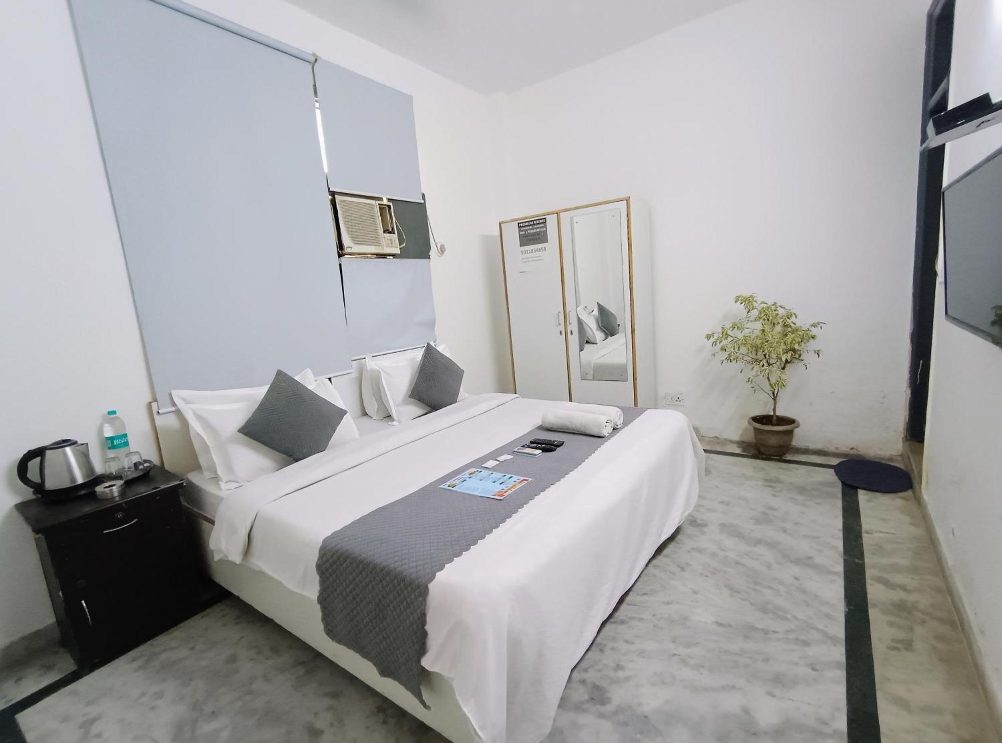 Hotel Hauz Khas Fort View New Delhi Eksteriør billede