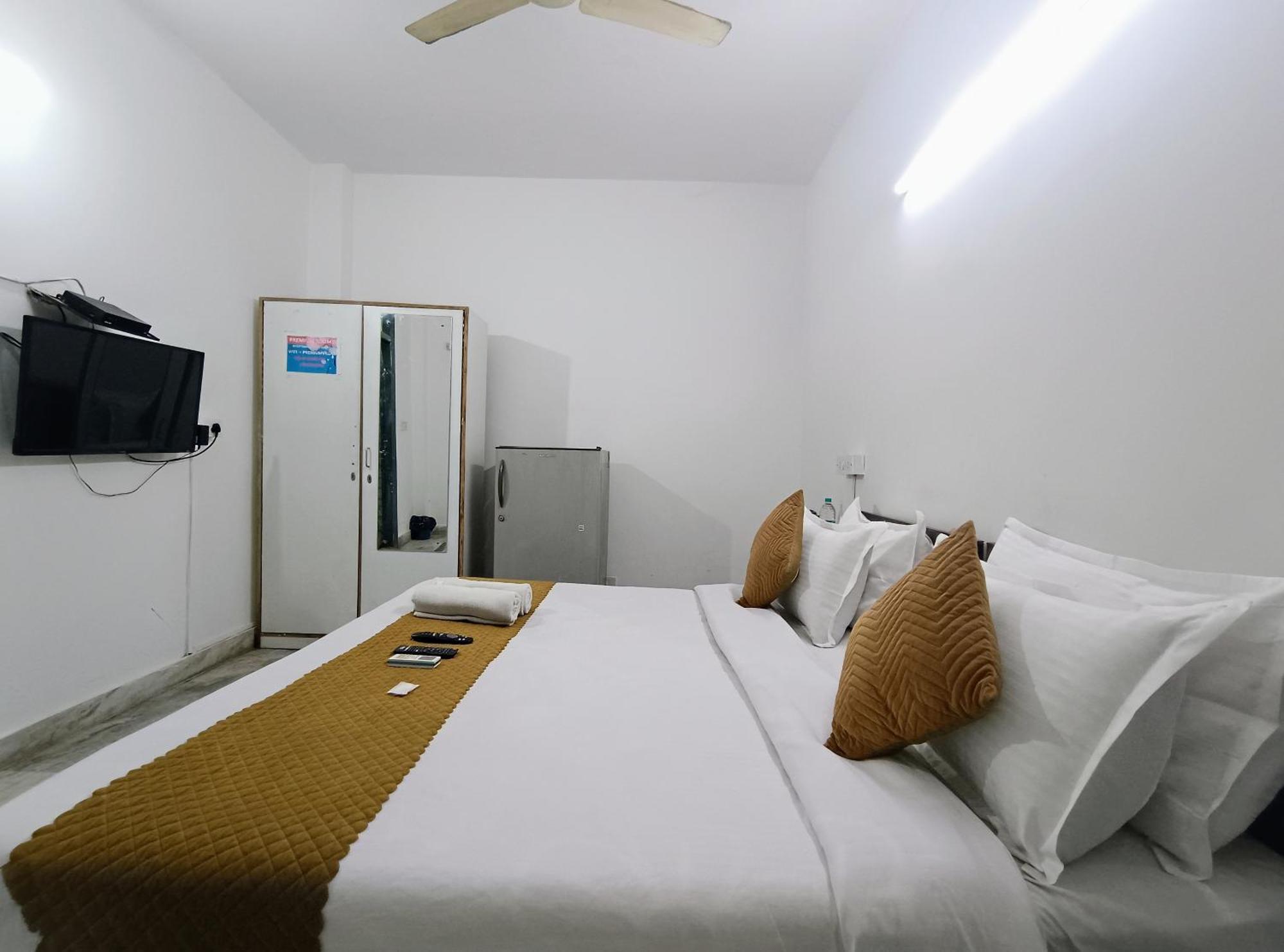 Hotel Hauz Khas Fort View New Delhi Eksteriør billede