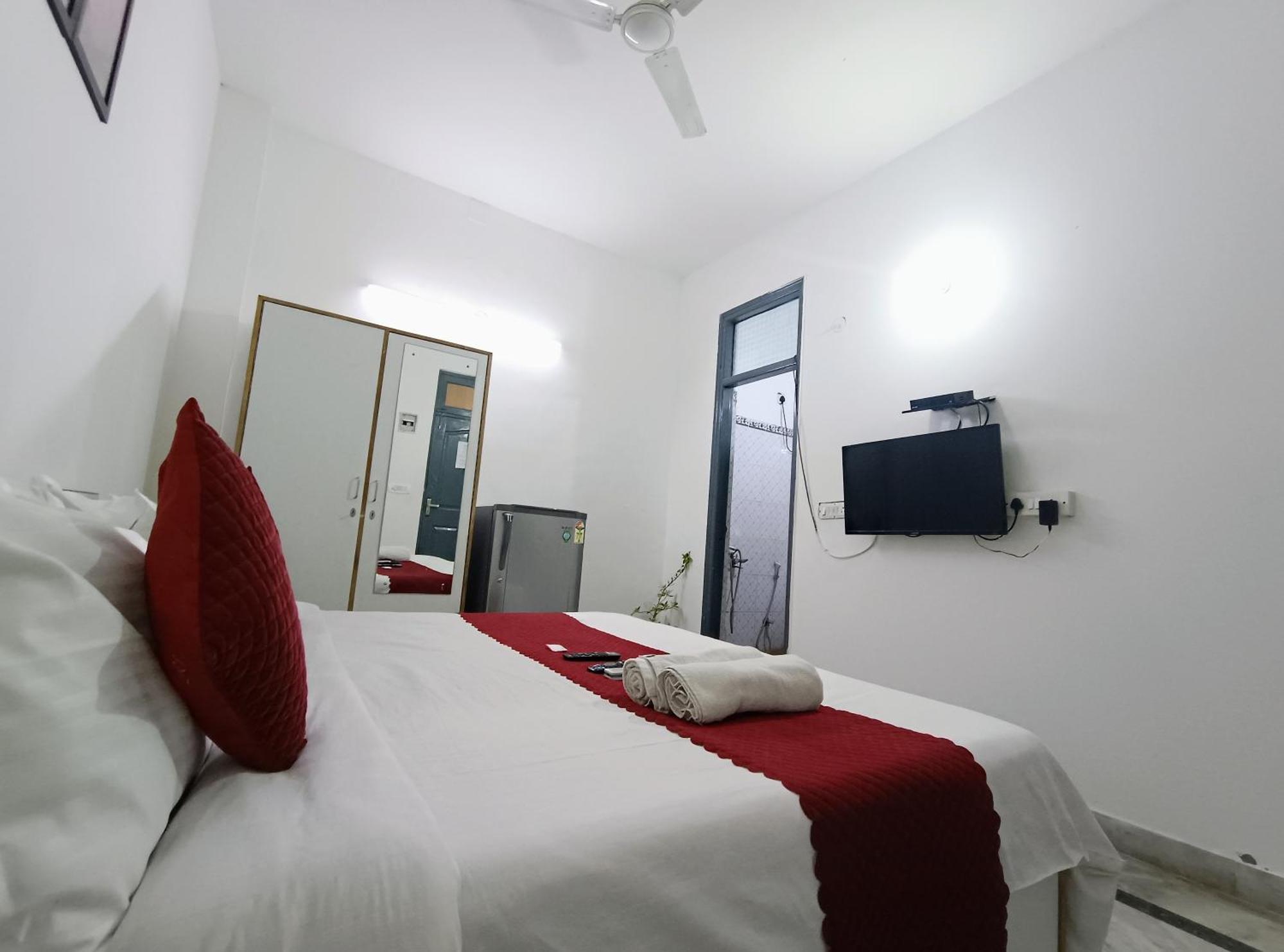 Hotel Hauz Khas Fort View New Delhi Eksteriør billede