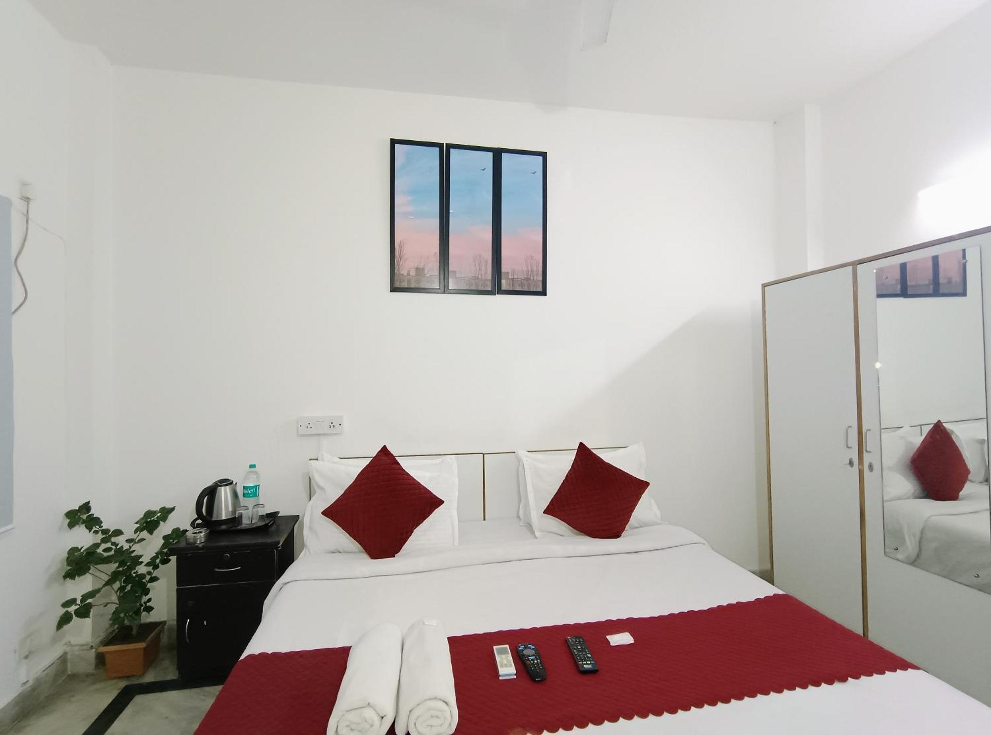 Hotel Hauz Khas Fort View New Delhi Eksteriør billede