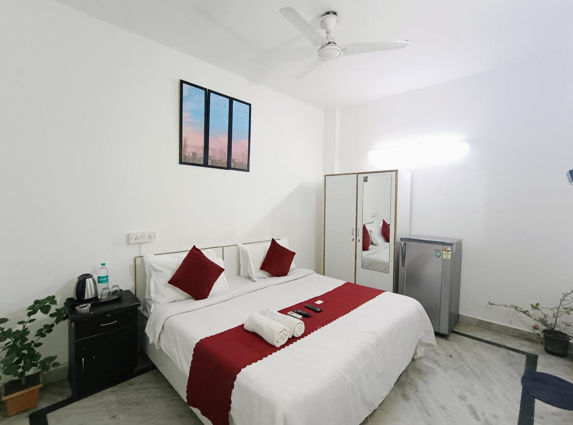 Hotel Hauz Khas Fort View New Delhi Eksteriør billede